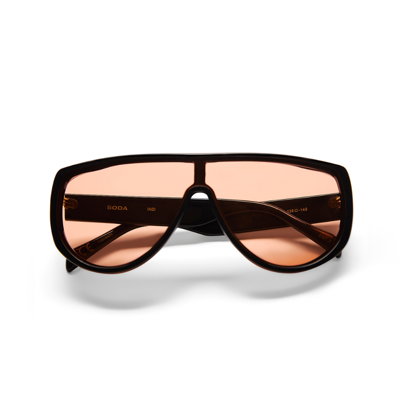 Indi Black / Sunset