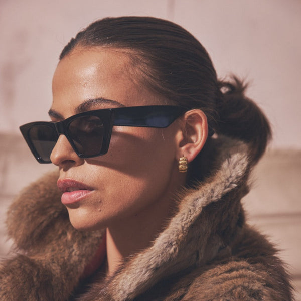 Shade 001